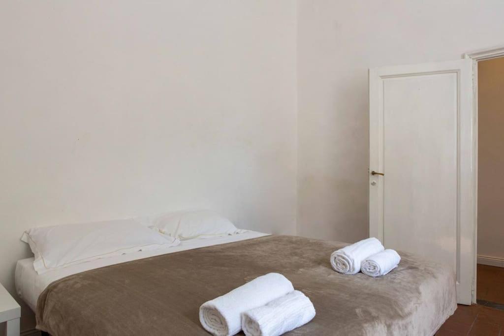 Apartamento Romana 4 Bedrooms With Garden