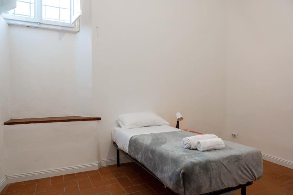 Apartamento Romana 4 Bedrooms With Garden