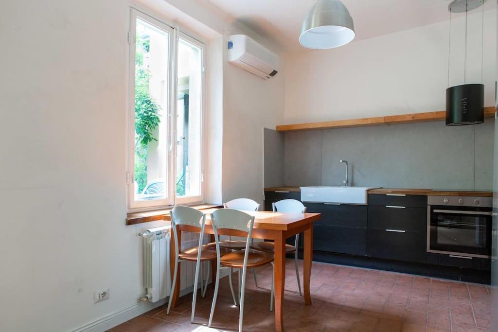 Apartamento Romana 4 Bedrooms With Garden